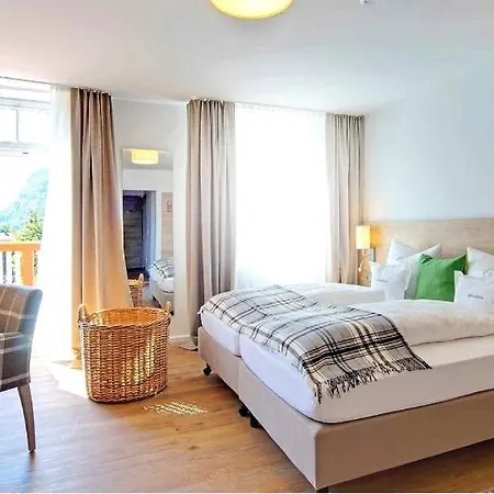 Hotell Gasthof-hotel Dannerwirt Flintsbach